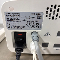 Invitrogen Neon NxT Electroporation System image 3